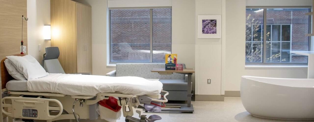 Maternity room tubs